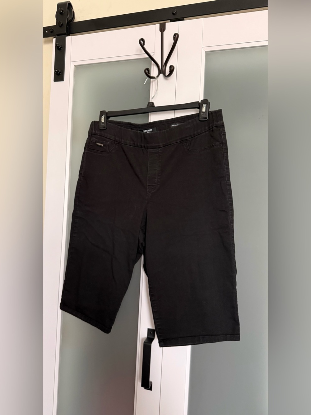 Nine West Black Bermuda Stretch Shorts